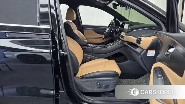 Hyundai The New Santa Fe 2021 Черный из Кореи, фото 2