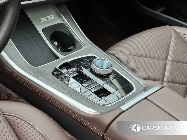 BMW X5 2025 Черный из Китая, фото 2