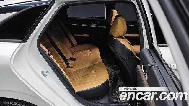 Kia K5 3rd generation 2023 Белый из Кореи, фото 2