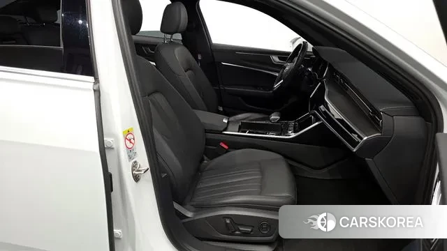 Audi A6 (C8) 2021 Белый из Кореи, фото 2