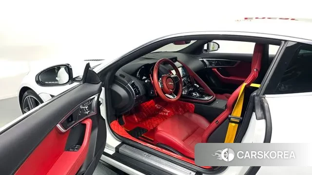 Jaguar F-TYPE 2018 Белый из Кореи, фото 2