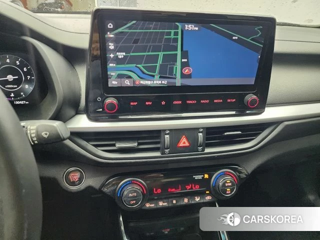 Kia The New K3 2nd generation 2021 Белый из Кореи, фото 2