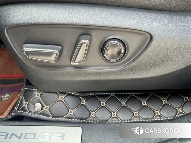 Toyota Highlander 2023 Черный из Китая, фото 2