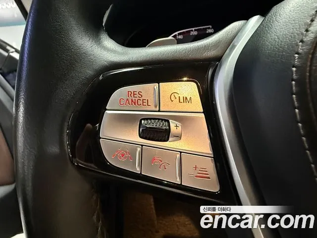 BMW 5 Series (G30) id 2685377 из Кореи 2