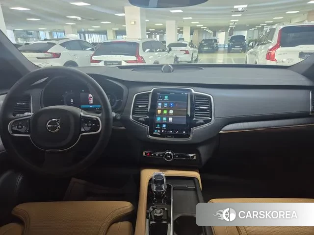 Volvo XC90 second Generation 2024 Белый из Кореи, фото 2