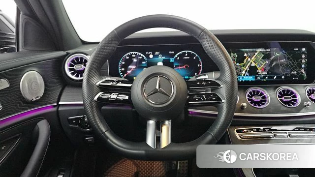 Mercedes-Benz E-Class W213 2023 Серый из Кореи, фото 2