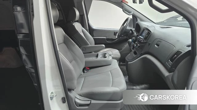 Hyundai The New Grand Starex 2020 Белый из Кореи, фото 2