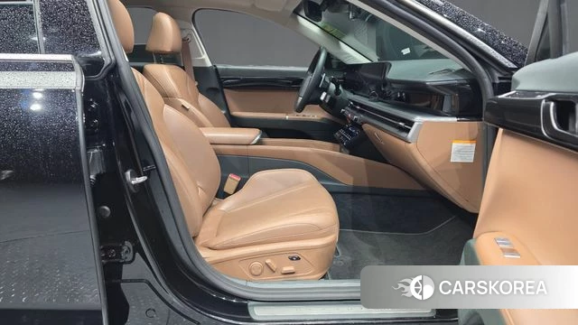 Hyundai Grandeur Hybrid (GN7) 2023 Черный из Кореи, фото 2