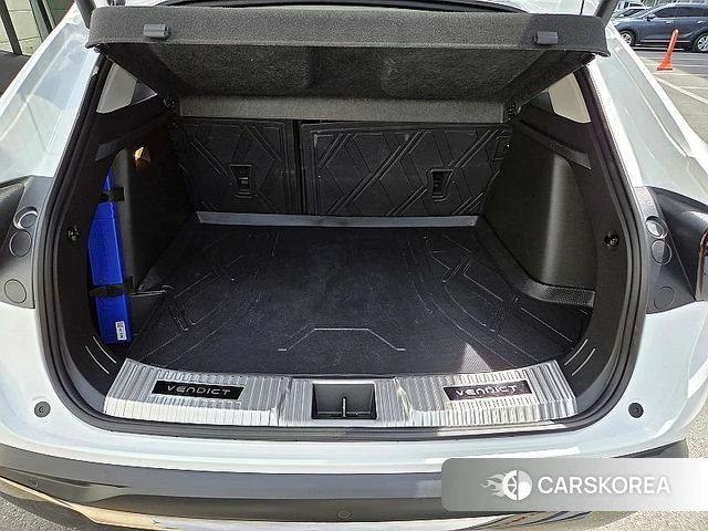 Chevrolet (GM Daewoo) Trax Crossover 2024 Белый из Кореи, фото 2