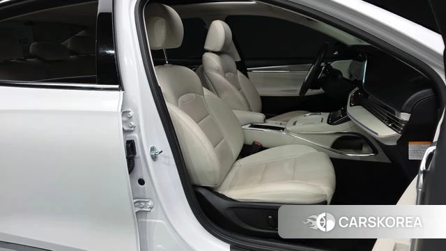 Hyundai The New Grandeur IG Hybrid 2022 Белый из Кореи, фото 2