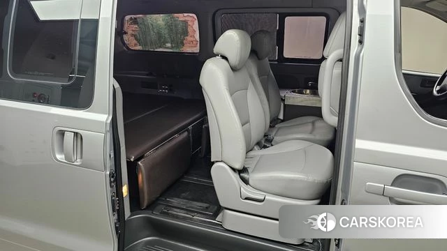 Hyundai Grand Starex 2018 Серебряный из Кореи, фото 2