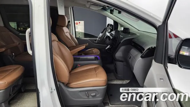 Hyundai Staria 2021 Белый из Кореи, фото 2