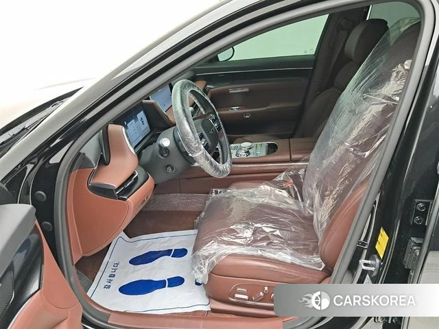 Genesis G90 (RS4) 2024 Черный из Кореи, фото 2