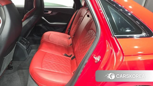 Audi S4 (B9) 2021 Красный из Кореи, фото 2