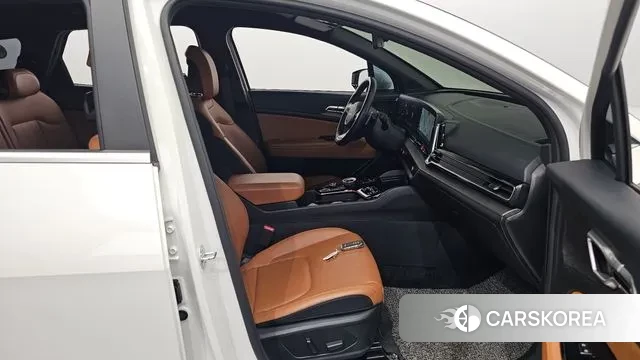 Kia Sportage 5th Generation 2023 Белый из Кореи, фото 2