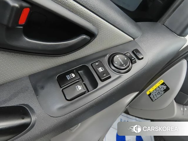 Hyundai The New Grand Starex 2020 Белый из Кореи, фото 2