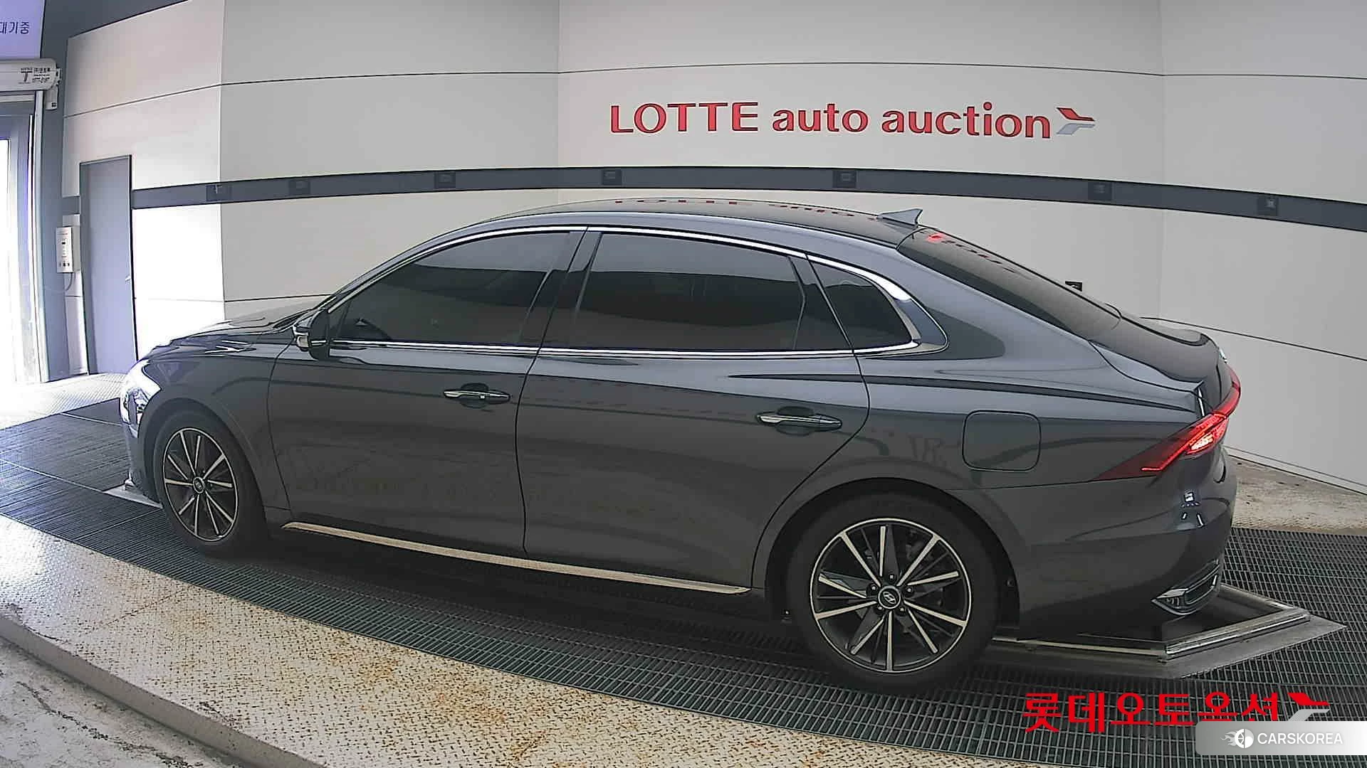 Hyundai Grandeur 2022 Nocturne Grey Metallic из Кореи, фото 2