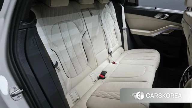 BMW X6 (G06) 2025 Белый из Кореи, фото 2
