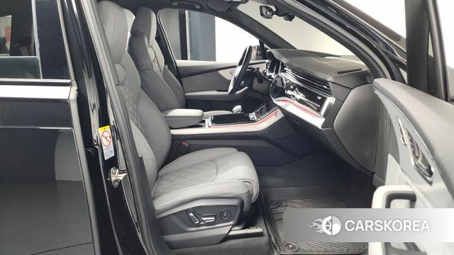 Audi Q7 (4M) 2023 Черный из Кореи, фото 2