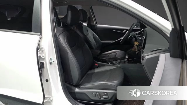 Kia Di Ol Nu Niro 2022 Белый из Кореи, фото 2