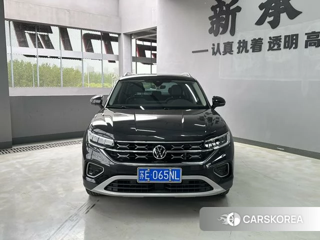Volkswagen Tanyue 2022 Темно-серый из Китая, фото 2