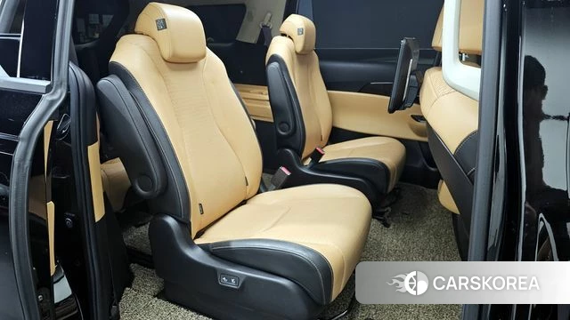 Kia Carnival 4th generation 2021 Черный из Кореи, фото 2
