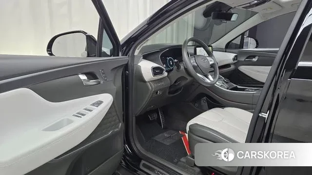 Hyundai The New Santa Fe 2021 Черный из Кореи, фото 2