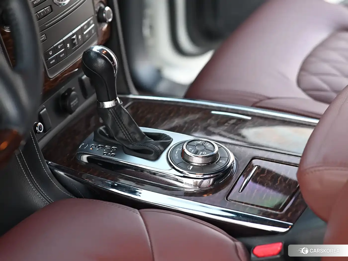 Nissan Patrol 2019 Белый из Китая, фото 2