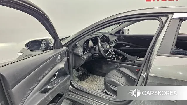 Hyundai The New Avante (CN7) 2023 Серый из Кореи, фото 2