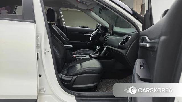 Kia Seltos 2020 Белый из Кореи, фото 2