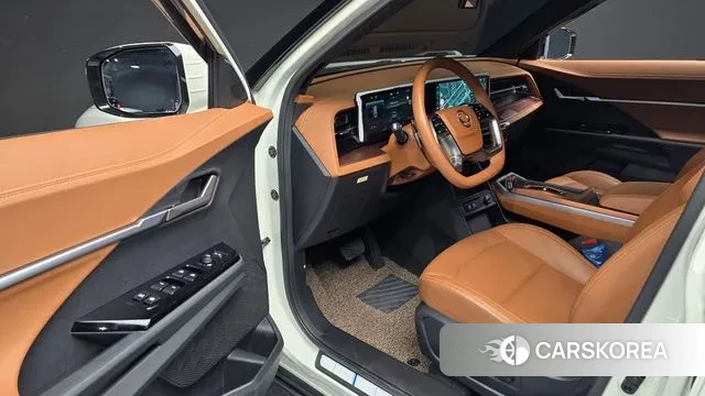 Ssangyong The New Torres 2024 Белый из Кореи, фото 2