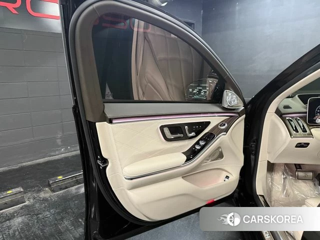 Mercedes-Benz S-Class W223 2023 Черный из Кореи, фото 2