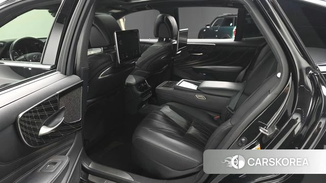 Lexus LS500h 5th generation 2021 Черный из Кореи, фото 2