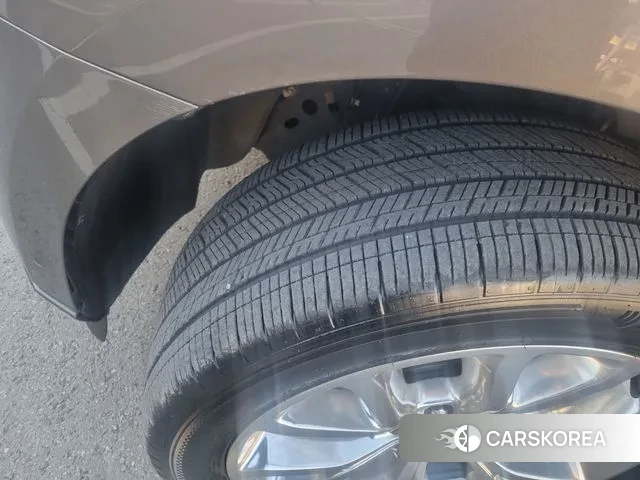 Ford Expeditation 2018 Песочный из Кореи, фото 2