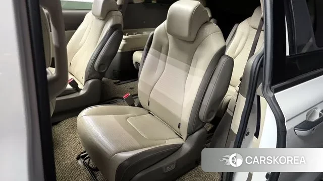 Kia Carnival 4th generation 2020 Белый из Кореи, фото 2