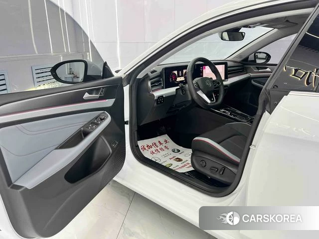 Volkswagen Lingdu 2024 Белый из Китая, фото 2