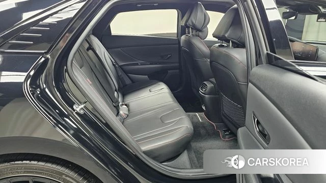 Hyundai The New Avante (CN7) 2024 Черный из Кореи, фото 2
