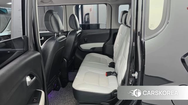 Kia The New Kia Ray 2022 Черный из Кореи, фото 2