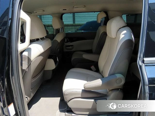 Kia Carnival 4th generation 2023 Черный из Кореи, фото 2