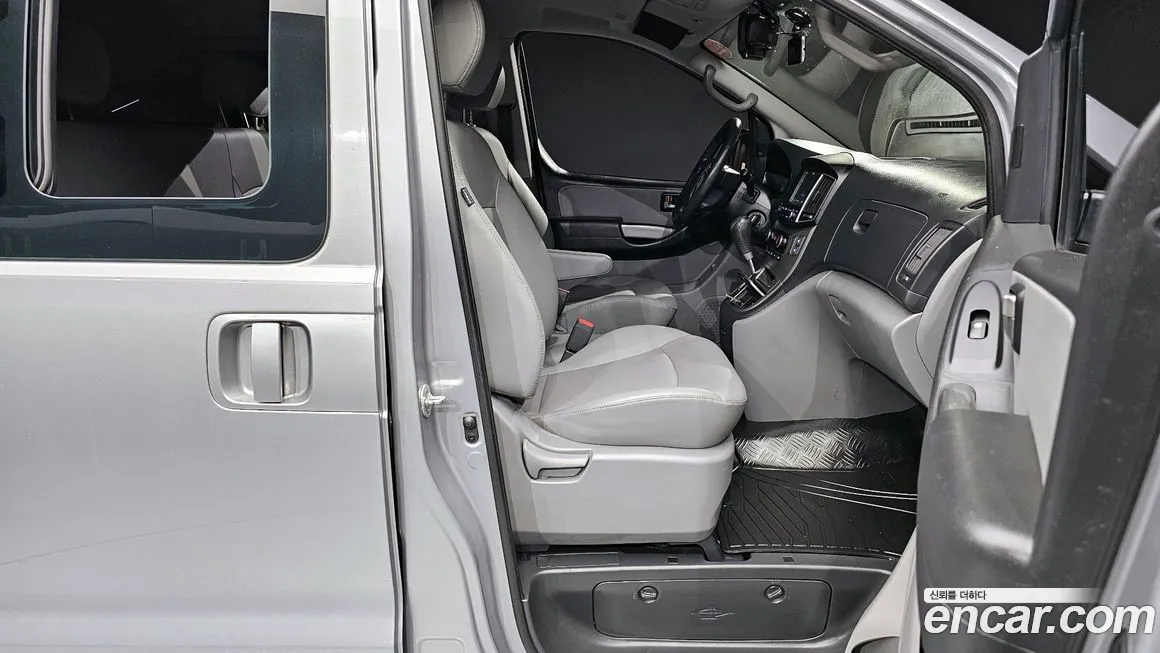 Hyundai The New Grand Starex 2019 Серебряный из Кореи, фото 2