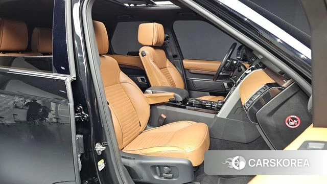 Land Rover Discovery 5 2019 Черный из Кореи, фото 2