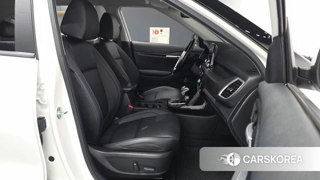 Kia Seltos 2022 Белый из Кореи, фото 2