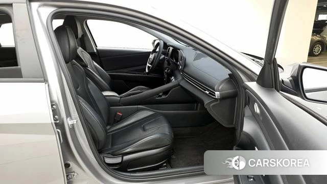 Hyundai Avante (CN7) 2020 Серебристо-серый из Кореи, фото 2