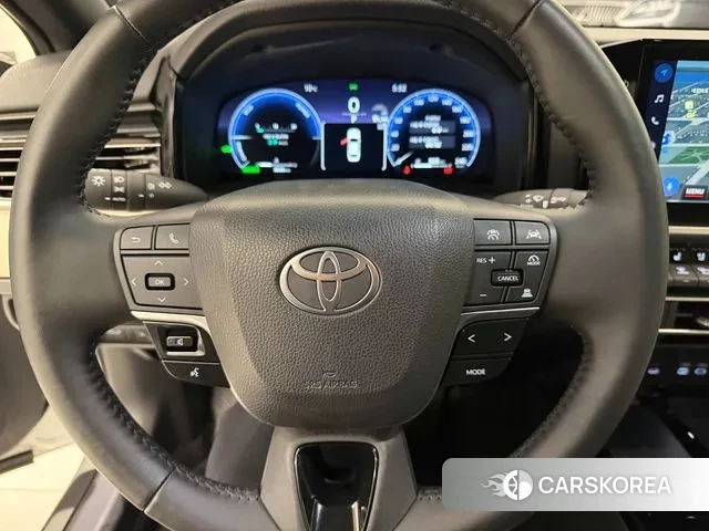 Toyota Camry (XV80) 2025 Серебряный из Кореи, фото 2