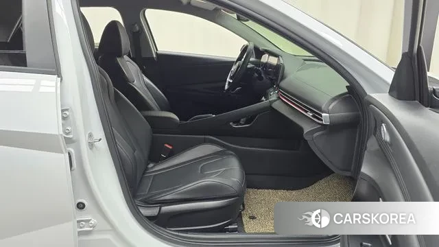 Hyundai Avante (CN7) 2021 Белый из Кореи, фото 2