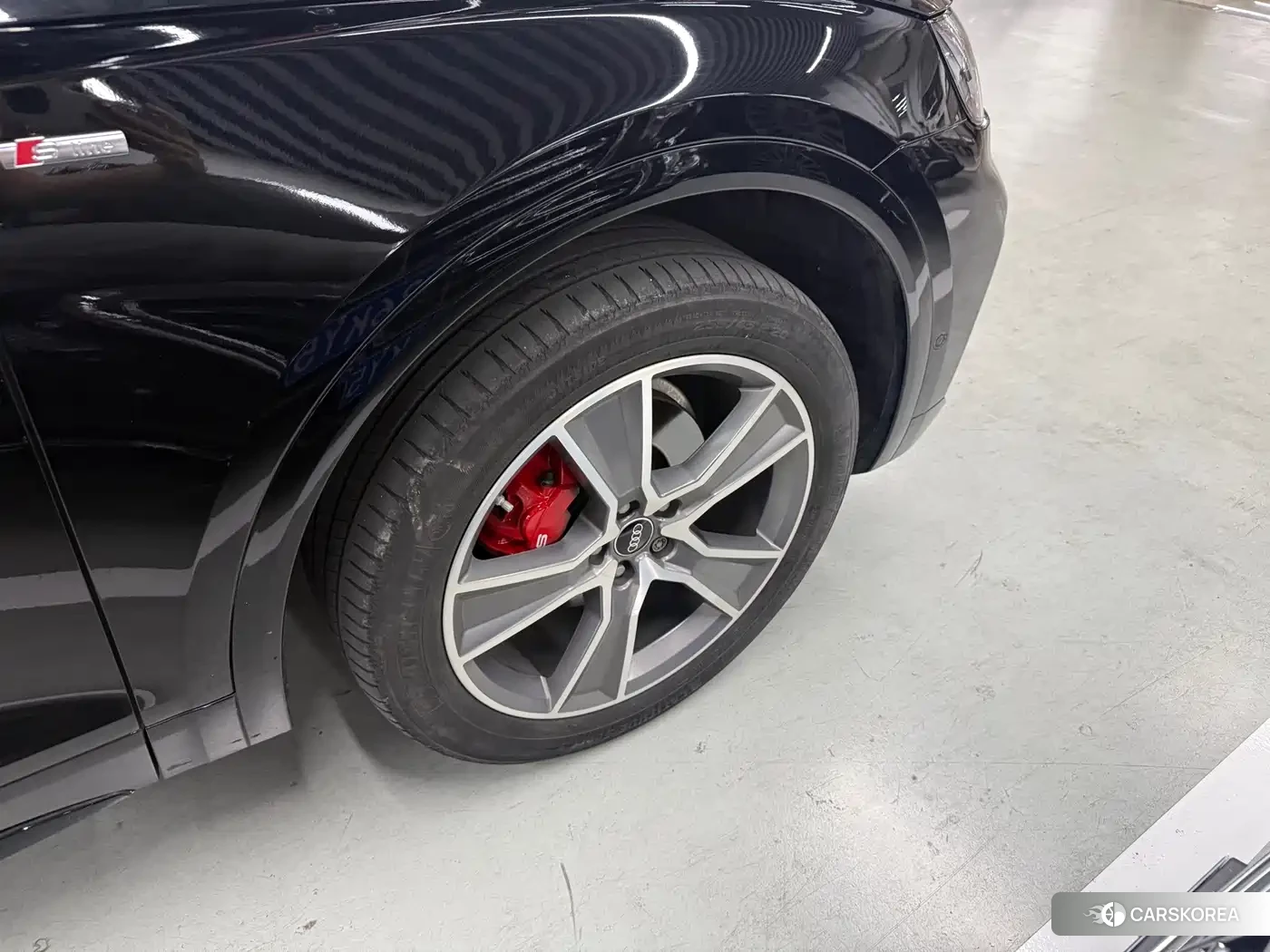 Audi Q5L 2023 Черный из Китая, фото 2