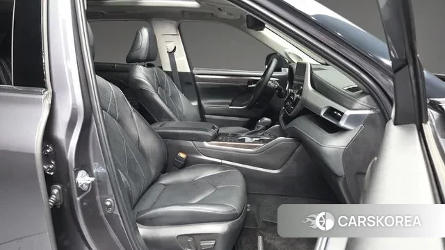 Toyota Highlander 4th Generation 2025 Серый из Кореи, фото 2