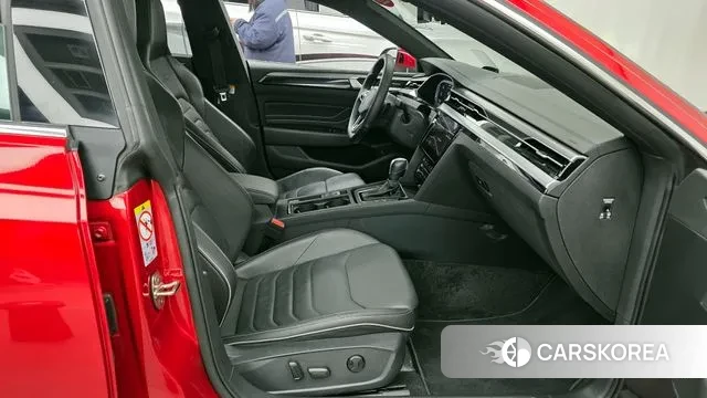 Volkswagen Arteon 2022 Красный из Кореи, фото 2