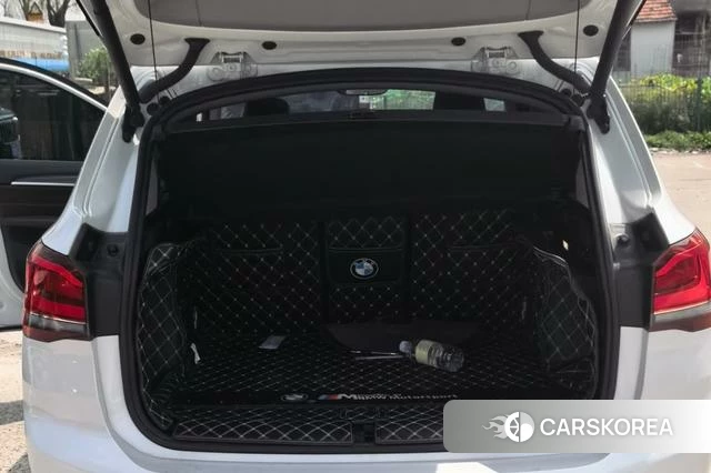 BMW X1 2021 Белый из Китая, фото 2