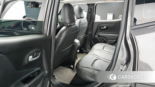 Jeep Renegade 2021 Серый из Кореи, фото 2